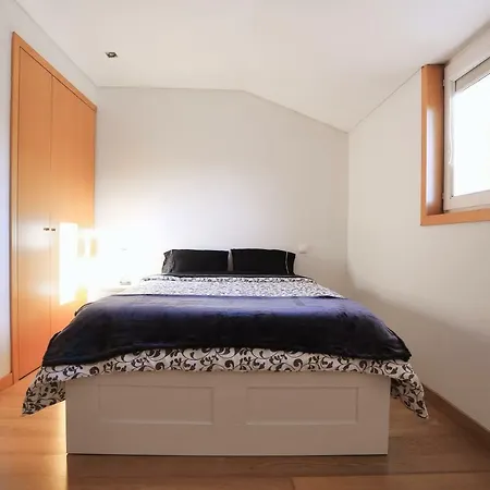 Bright Sao Domingos Apartment