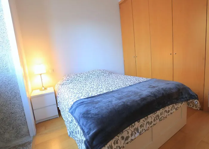 Bright Sao Domingos فيانا دو كاستيلو