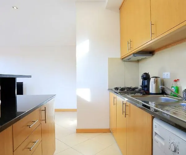 Bright Sao Domingos فيانا دو كاستيلو