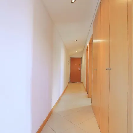 Apartment Bright Sao Domingos *