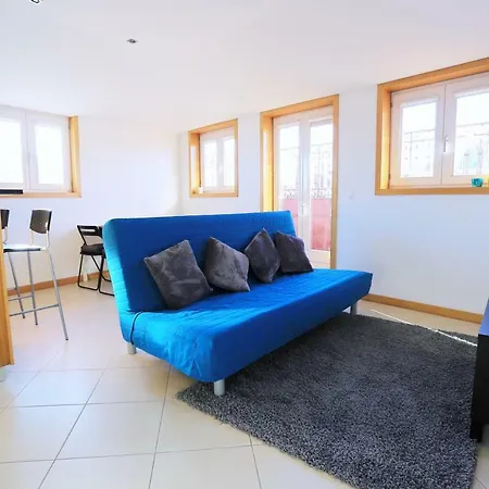 Apartment Bright Sao Domingos