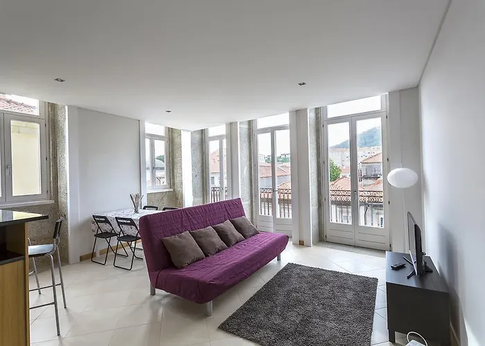 Bright Sao Domingos *