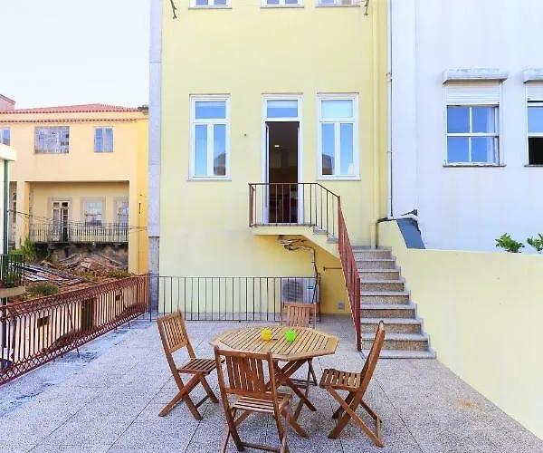 Bright Sao Domingos * Виана-ду-Каштелу